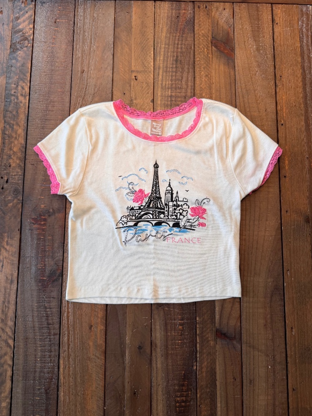 Messy Bun Just Chillin Cropped Paris France Baby Tee. Size Small. Cream & Pink